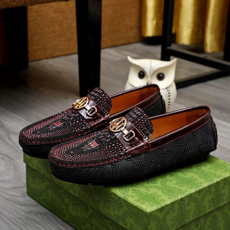 G*u*i leather shoes